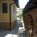 Πανσιόν Tsenovi Koprivshtitsa