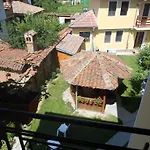 Tsenovi Πανσιόν