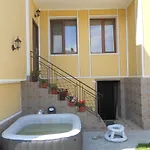 Tsenovi 4*