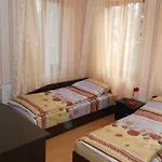Πανσιόν Tsenovi 4*