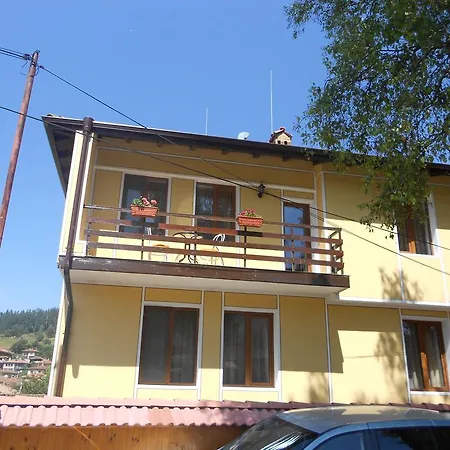 Tsenovi Casa de hóspedes Koprivshtitsa