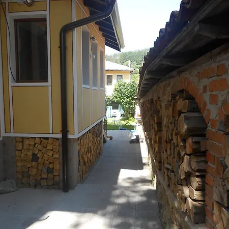 Affittacamere Tsenovi Koprivshtitsa
