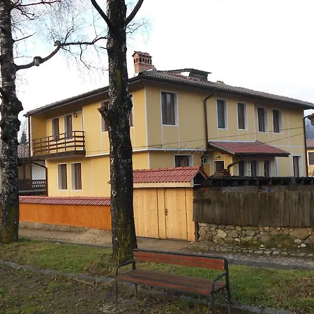 Tsenovi