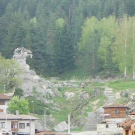 Tsenovi