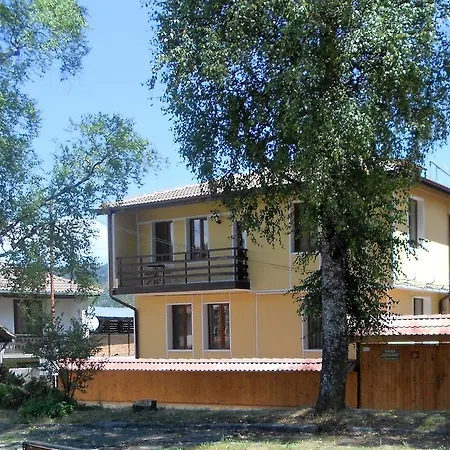 Tsenovi 4*